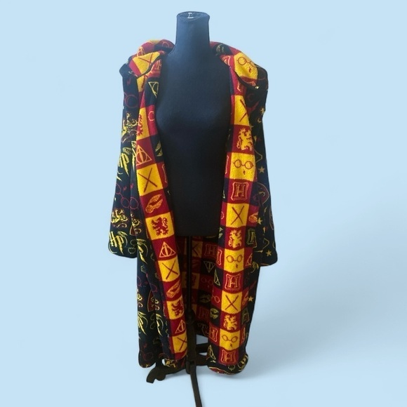 HARRY POTTER FLEECE DRESSING ROBE Small Black No Belt 100% Polyester Warm Cozy - Picture 3 of 10